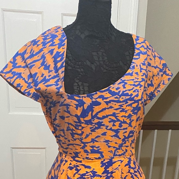 SOLD OUT SHOWSTOPPER Talensi dress - Sz Large - Picture 4 of 10